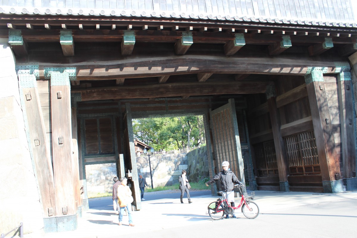 田安門。修理改修などを行い現在も北の丸公園に入る入り口として使われています。