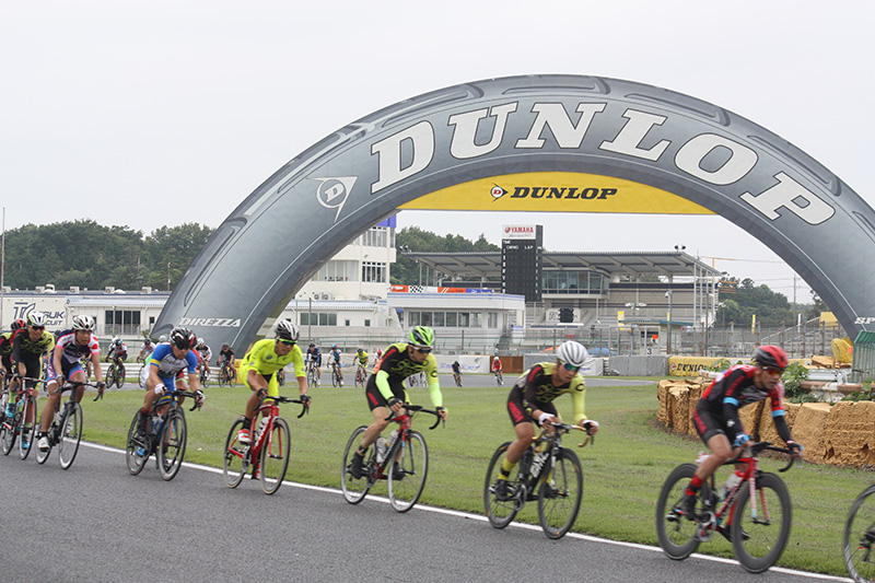 都心から70分の歴史有る走りやすいサーキット!