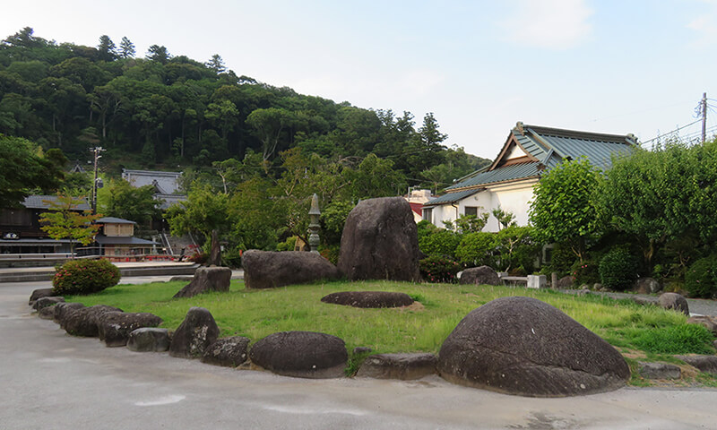 独鈷の湯公園